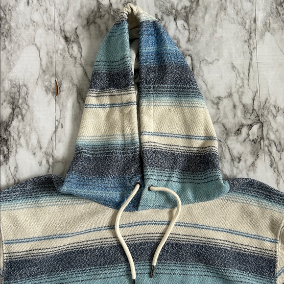Quicksilver men’s sz large blue and white striped Hoodie surfing skateboarding - Picture 2 of 9